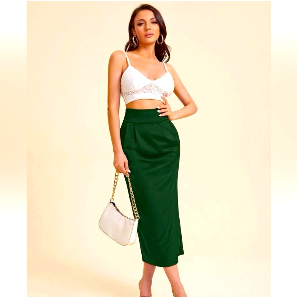 SHEIN pencil skirt. Size Medium. Thick Material.